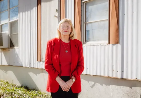 698f40b7e1ba468a96ac03bf