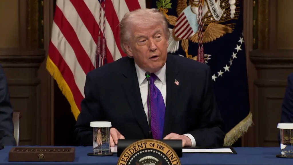 d2299e1e25810143d85a38de7a78334c