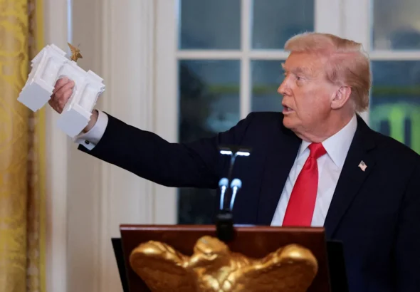 2025-10-16t021528z_691818887_rc2ochahesv6_rtrmadp_3_usa-trump_2093