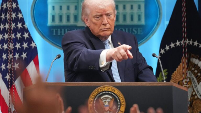 AP_-_Trump_US_Iran-DMID1-6aku7rmje-6814x4543